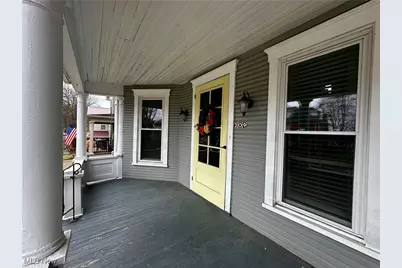 209 Oakwood Avenue, Marietta, OH 45750 - Photo 2