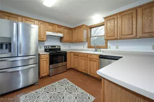 2094 Randolph Rd, Mogadore, OH 44260 - Photo 8