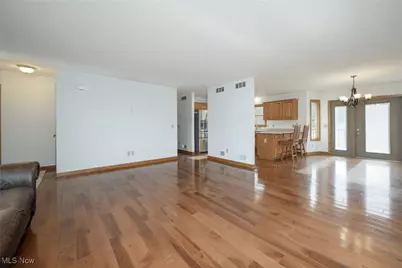 2094 Randolph Road, Mogadore, OH 44260 - Photo 4