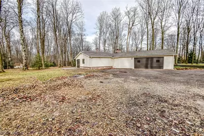 17460 Trillium Drive, Chagrin Falls, OH 44023 - Photo 42