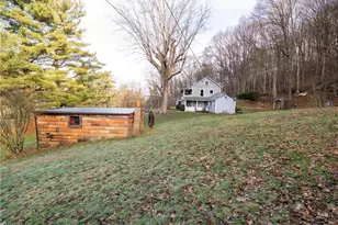 1573 Barnhill Rd SE, New Philadelphia, OH 44663 - Photo 4