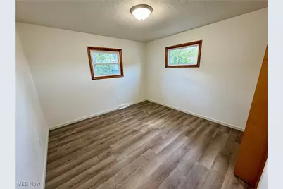 4011 Shanabruck Avenue NW, Canton, OH 44709 - Photo 16