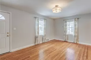 2206 14th St, Cuyahoga Falls, OH 44223 - Photo 8