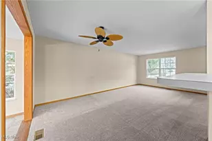 3225 Imrek Dr, Akron, OH 44312 - Photo 6