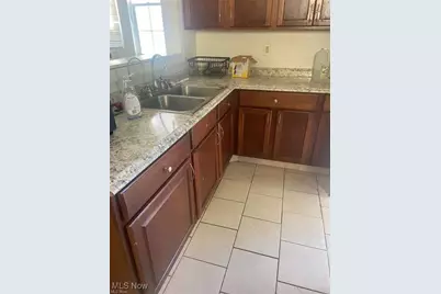 1219 Dueber Avenue SW, Canton, OH 44706 - Photo 4