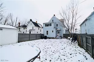 1122 West Ave, Elyria, OH 44035 - Photo 6