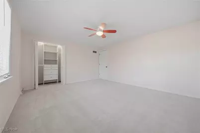 5610 Aspen Valley Avenue NE, Canton, OH 44721 - Photo 32