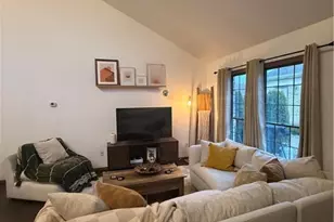 1608 Westhampton Dr, Austintown, OH 44515 - Photo 4