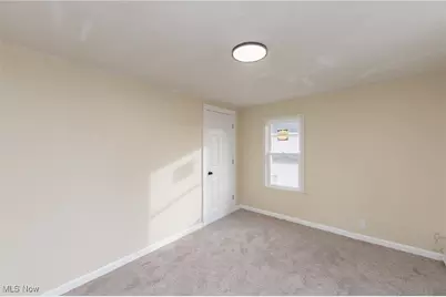 2440 E 32nd Street, Lorain, OH 44055 - Photo 14