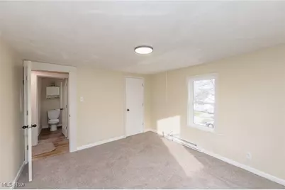 2440 E 32nd Street, Lorain, OH 44055 - Photo 20