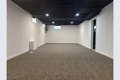 1227 Flanders Avenue, Akron, OH 44314 - Photo 26