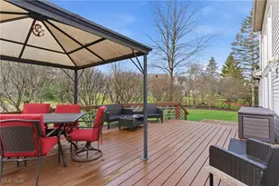 1390 Silverdale Cir, Twinsburg, OH 44087 - Photo 40