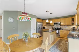 1390 Silverdale Cir, Twinsburg, OH 44087 - Photo 8