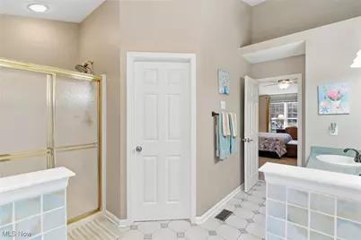 1390 Silverdale Circle, Twinsburg, OH 44087 - Photo 16