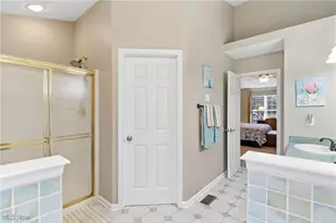 1390 Silverdale Cir, Twinsburg, OH 44087 - Photo 16