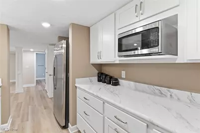 1390 Silverdale Circle, Twinsburg, OH 44087 - Photo 34