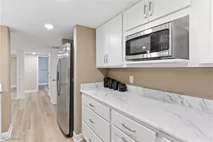 1390 Silverdale Cir, Twinsburg, OH 44087 - Photo 34