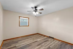 473 W 39th St, Shadyside, OH 43947 - Photo 12