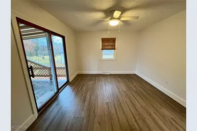 5589 Middletown Road E, New Middletown, OH 44442 - Photo 26