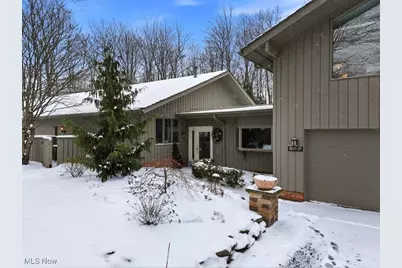 800 Windward Drive #37, Aurora, OH 44202 - Photo 2