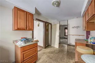 326 Indiana Ave, Lorain, OH 44052 - Photo 14