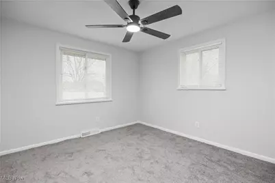 165 Meadow Drive, Elyria, OH 44035 - Photo 24