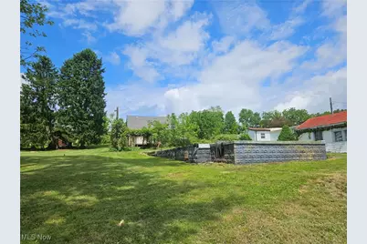 119 S Green Street, Richmond, OH 43944 - Photo 8