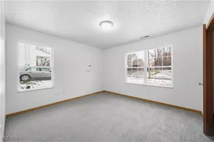 127 Blackburn St, Campbell, OH 44405 - Photo 16