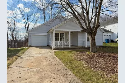 127 Blackburn Street, Campbell, OH 44405 - Photo 1