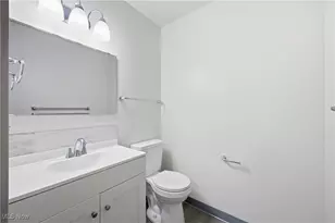 127 Blackburn St, Campbell, OH 44405 - Photo 18