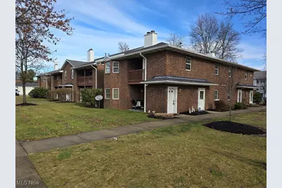 1100 Tollis Parkway #202, Grandview Heights, OH 44147 - Photo 2