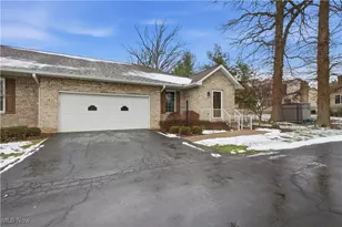 197 Mathews Rd, Boardman, OH 44512 - Photo 2