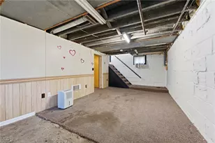 509 E Broad St, Louisville, OH 44641 - Photo 24