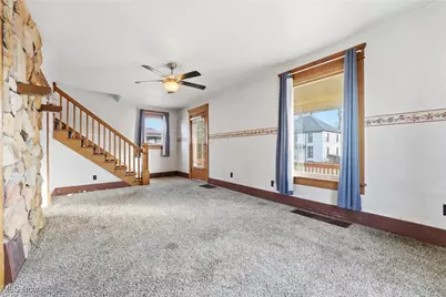 509 E Broad Street, Louisville, OH 44641 - Photo 4