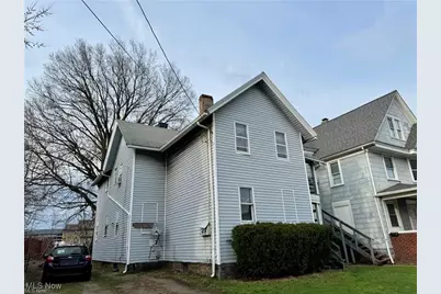 543 E Buchtel Avenue, Akron, OH 44304 - Photo 2