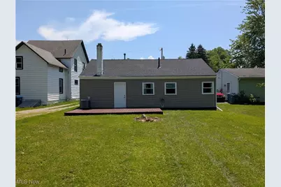 1240 W 21st Street, Lorain, OH 44052 - Photo 2