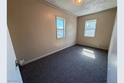 929 Bank Street, East Liverpool, OH 43920 - Photo 20