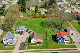 1001 Applegrove St NW, North Canton, OH 44720 - Photo 4