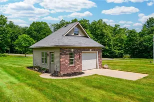 11383 Rolling Meadows Dr, Garrettsville, OH 44231 - Photo 8