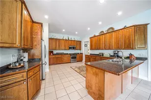 11383 Rolling Meadows Dr, Garrettsville, OH 44231 - Photo 20