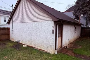 738 Main St, Wellsville, OH 43968 - Photo 6