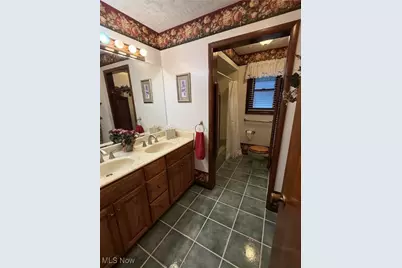 738 Main Street, Wellsville, OH 43968 - Photo 12