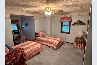 738 Main Street, Wellsville, OH 43968 - Photo 16