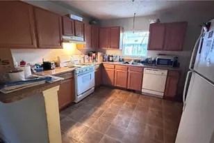 10704 Amor Ave, Loveland, OH 44108 - Photo 2