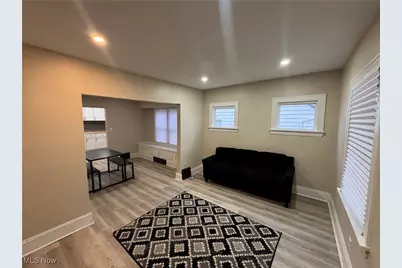 14910 Kingsford Avenue, Loveland, OH 44128 - Photo 2