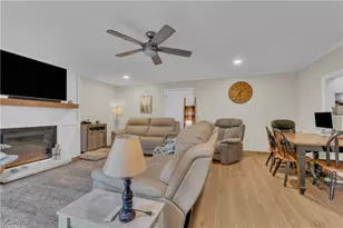 1726 Lancaster Dr, Youngstown, OH 44511 - Photo 16