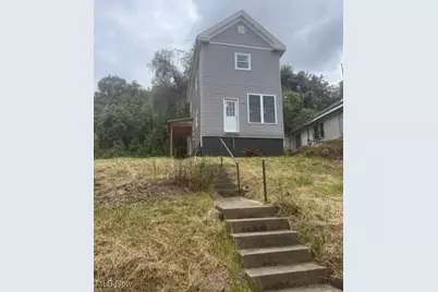 627 Bennett Street, Bridgeport, OH 43912 - Photo 1