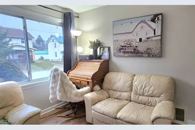 1209 17th Street NE, Canton, OH 44705 - Photo 8