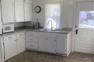 207 E North Ave, East Palestine, OH 44413 - Photo 10