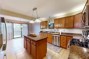 63 Starboard Cir, Akron, OH 44319 - Photo 8